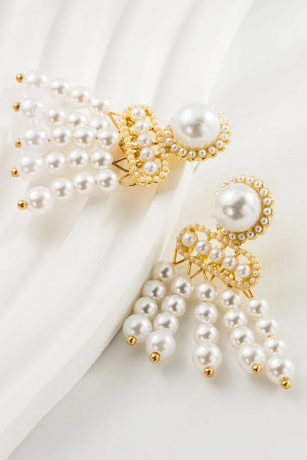 Stylish Pearl Tassel Elegant Earrings